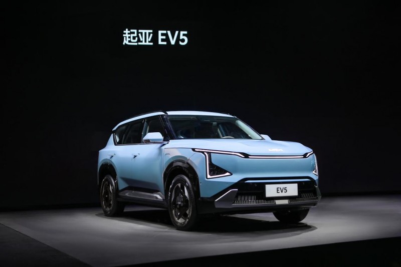 北京车展EV5领衔亮相，全新SUV索奈智领上市